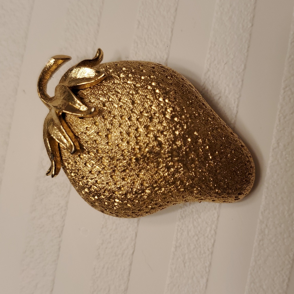 Vintage Monet signed stamped STRAWBERRY BROOCH PIN